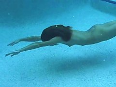My Mischievous Girlfriend Jacks Off My Cock Underwater